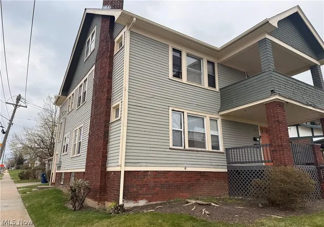 Photo 2 of Multi family home for sale at 3241 Kildare Rd, Cleveland Heights, OH 44118 | MLS# 5242452 | Listing updated on 2026-09-04
