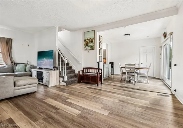 Photo 3 of Sale Pending at 202 N Nickelplate St, Louisville, OH 44641 | MLS# 5241075 | Listing updated on 2026-09-17