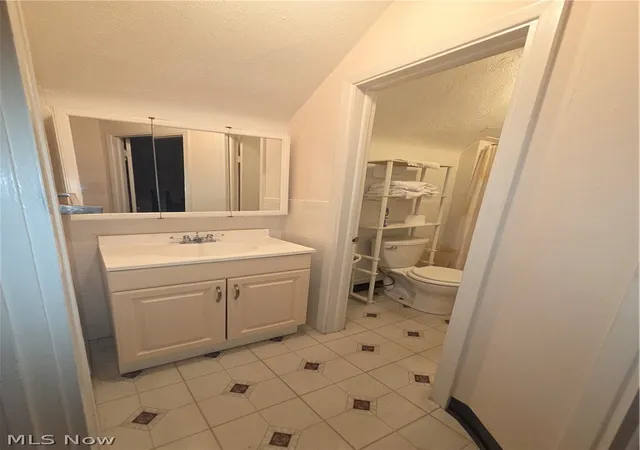 Photo 14 of Sale Pending at 1055 E 68th Street, Cleveland, OH 44103 | MLS# 5242364 | Listing updated on 2026-09-12