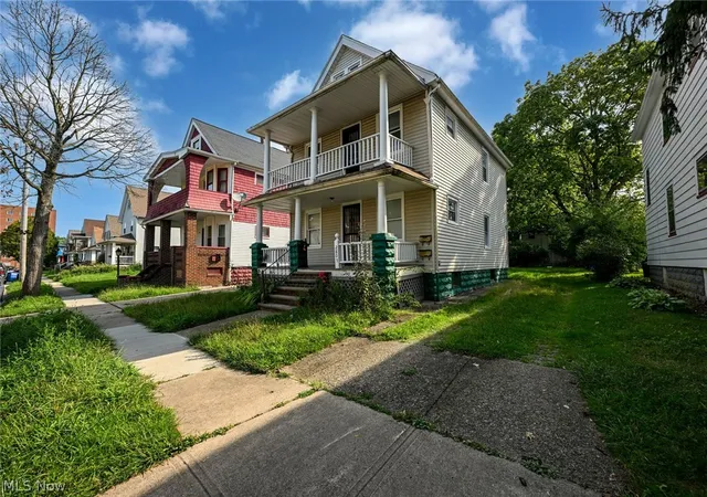 Photo 4 of House for sale at 2805 E 126th Street, Cleveland, OH 44120 | MLS# 5242504 | Listing updated on 2026-09-16