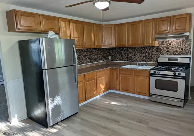 Photo 2 of Single family home for sale at 147 Morgan Ave, Elyria, OH 44035 | MLS# 5242318 | Listing updated on 2026-09-04