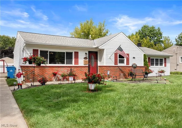 Photo 1 of Sale Pending at 6044 Paula Blvd, North Ridgeville, OH 44039 | MLS# 5242506 | Listing updated on 2026-09-10
