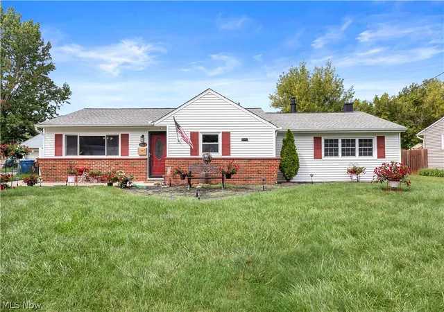 Photo 2 of Sale Pending at 6044 Paula Blvd, North Ridgeville, OH 44039 | MLS# 5242506 | Listing updated on 2026-09-10