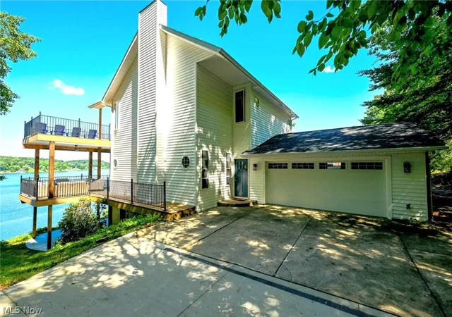 Photo 1 of Single family home for sale at 174 Cheyenne Trl, Malvern, OH 44644 | MLS# 5242498 | Listing updated on 2026-09-21