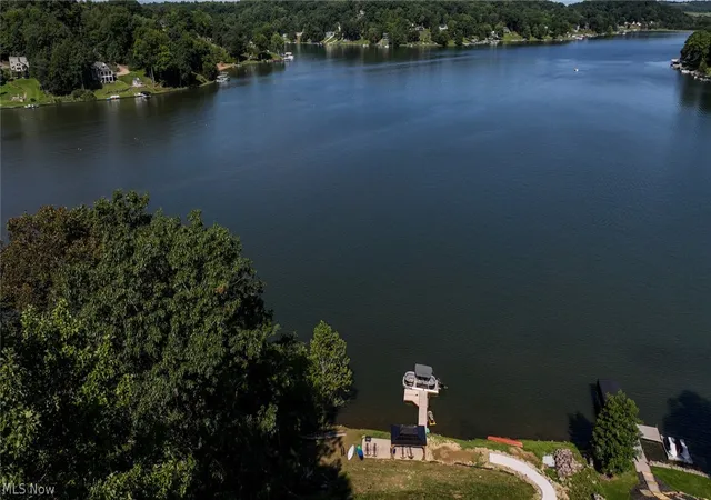 Photo 31 of Single family home for sale at 174 Cheyenne Trl, Malvern, OH 44644 | MLS# 5242498 | Listing updated on 2026-09-21