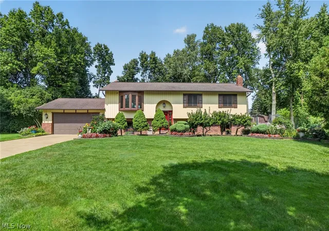 Photo 1 of Single family home for sale at 7390 Belvedere Dr, Mentor, OH 44060 | MLS# 5242433 | Listing updated on 2026-09-04