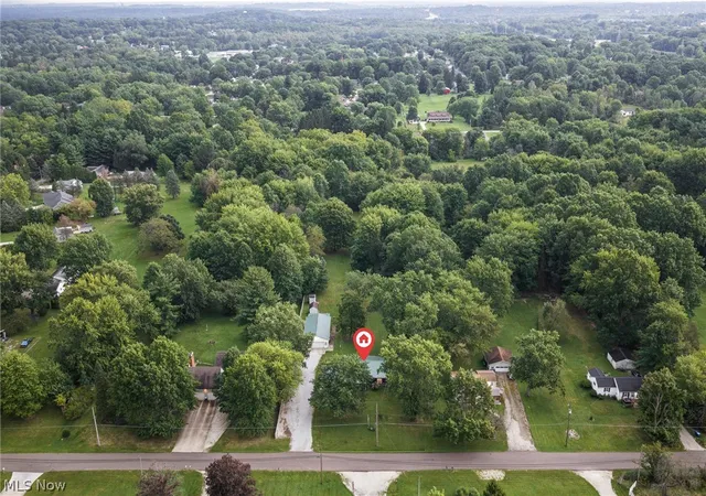 Photo 2 of Sale Pending at 3285 Clubside Dr, Norton, OH 44203 | MLS# 5242147 | Listing updated on 2026-09-10