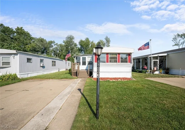 Photo 3 of Single family home for sale at 83 Rathbun Dr, Lakeside Marblehead, OH 43440 | MLS# 5242115 | Listing updated on 2026-09-05
