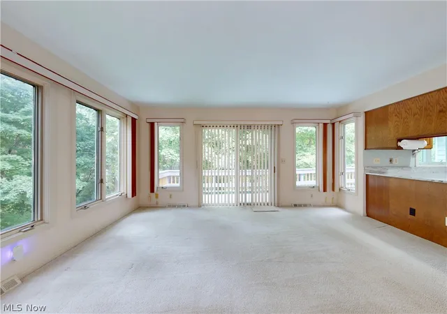 Photo 4 of Single family home for sale at 6038 Walden Ct, Mentor, OH 44060 | MLS# 5240127 | Listing updated on 2026-10-05