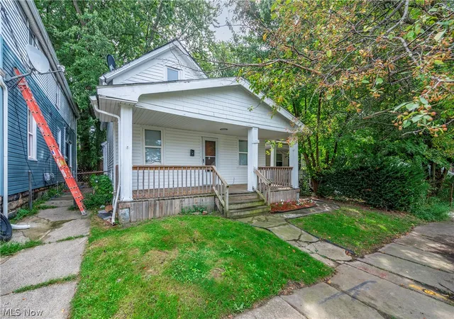 Photo 3 of Single family home for sale at 3123 W 68th Street, Cleveland, OH 44102 | MLS# 5242567 | Listing updated on 2026-09-04