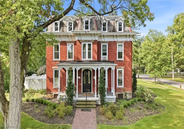 Photo 1 of Sale Pending at 500 S Main St, Youngstown, OH 44514 | MLS# 5239674 | Listing updated on 2026-09-09