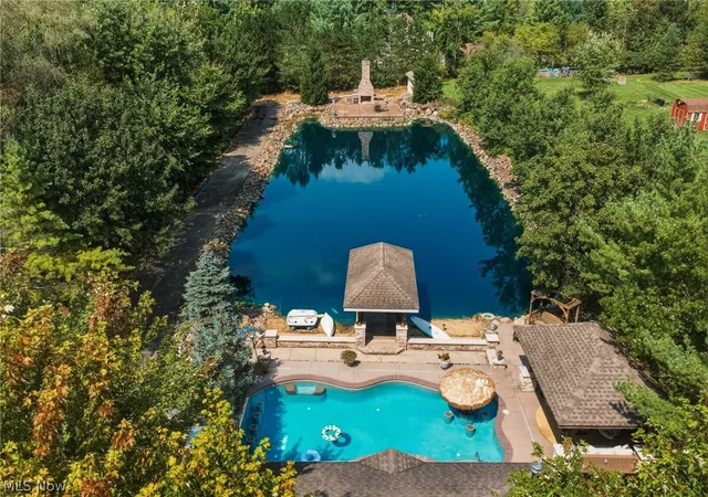 Photo 2 of Single family home for sale at 1387 Nesbitt Rd, Northfield, OH 44067 | MLS# 5242469 | Listing updated on 2026-09-13
