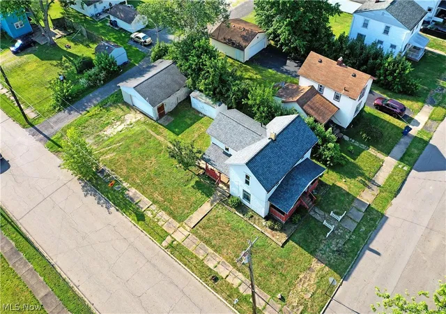 Photo 39 of Single family home for sale at 304 Cherry Ave, Niles, OH 44446 | MLS# 5242278 | Listing updated on 2026-09-29