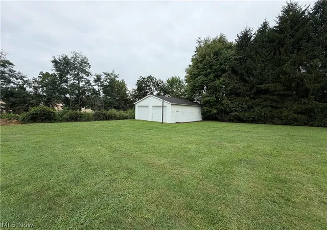 Photo 4 of Single family home for sale at 48769 Lakeview Cir, East Liverpool, OH 43920 | MLS# 5242002 | Listing updated on 2026-09-14