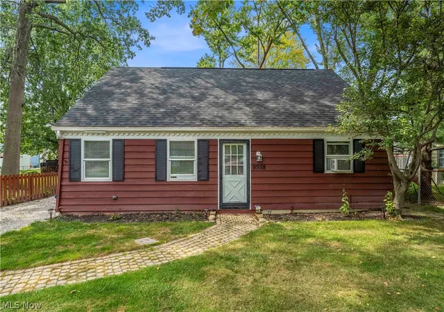 Photo 2 of Sale Pending at 9958 Dupont Dr, Columbia Station, OH 44028 | MLS# 5242546 | Listing updated on 2026-09-08