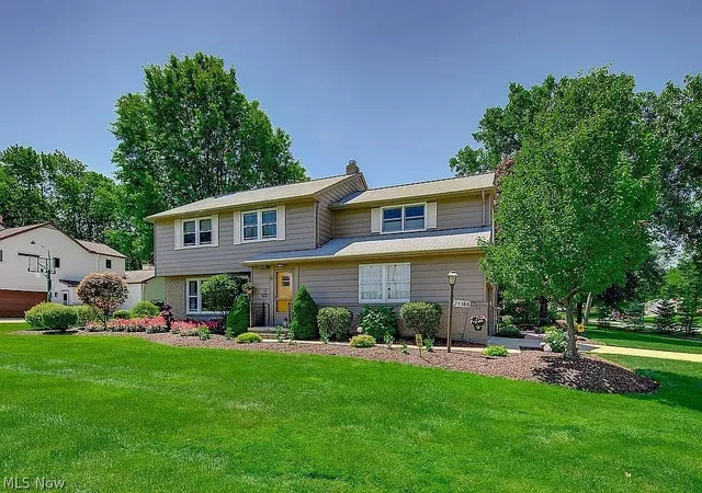 Photo 1 of Sale Pending at 24580 Penshurst Dr, Beachwood, OH 44122 | MLS# 5241060 | Listing updated on 2026-09-10