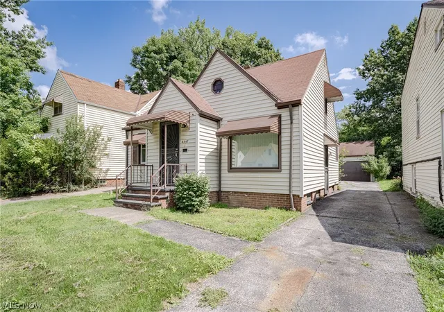 Photo 2 of Single family home for sale at 4357 Ingleside Rd, Cleveland, OH 44128 | MLS# 5239887 | Listing updated on 2026-09-04