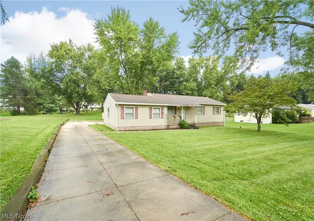 Photo 2 of Single family home for sale at 2375 Killian Rd, Akron, OH 44312 | MLS# 5241522 | Listing updated on 2026-09-09