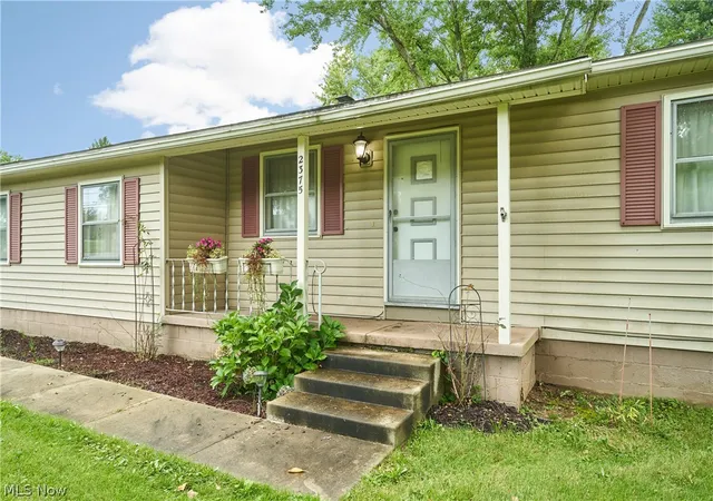 Photo 3 of Single family home for sale at 2375 Killian Rd, Akron, OH 44312 | MLS# 5241522 | Listing updated on 2026-09-09