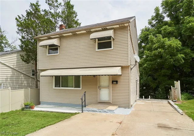 Photo 1 of Single family home for sale at 421 Malacca St, Akron, OH 44305 | MLS# 5242613 | Listing updated on 2026-09-08