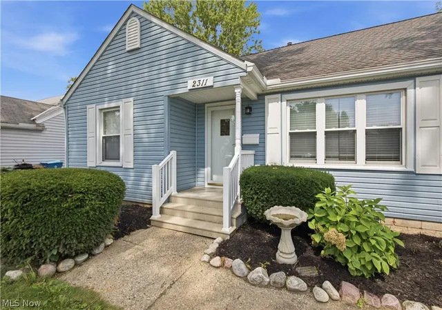Photo 3 of Single family home for sale at 2311 N Jefferson Blvd, Lorain, OH 44052 | MLS# 5242525 | Listing updated on 2026-10-01
