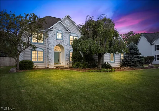 Photo 1 of Sale Pending at 39363 Stonefield Pl, Avon, OH 44011 | MLS# 5242334 | Listing updated on 2026-09-06