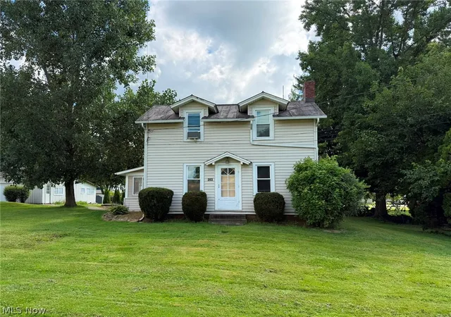 Photo 3 of Single family home for sale at 203 N Applecreek Rd, Wooster, OH 44691 | MLS# 5239573 | Listing updated on 2026-09-05