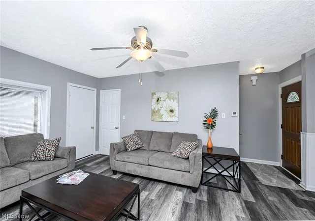 Photo 3 of Single family home for sale at 1376 Seward Ave, Akron, OH 44320 | MLS# 5240863 | Listing updated on 2026-09-05