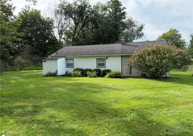 Photo 3 of Single family home for sale at 501 Maryland Ave, Salem, OH 44460 | MLS# 5241853 | Listing updated on 2026-09-15