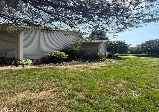Photo 4 of Single family home for sale at 127 Northwood Dr, Dover, OH 44622 | MLS# 5242069 | Listing updated on 2026-09-10