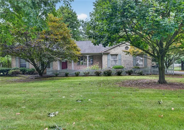 Photo 1 of Single family home for sale at 6986 Youngstown Pittsburgh Rd, Youngstown, OH 44514 | MLS# 5242179 | Listing updated on 2026-09-05