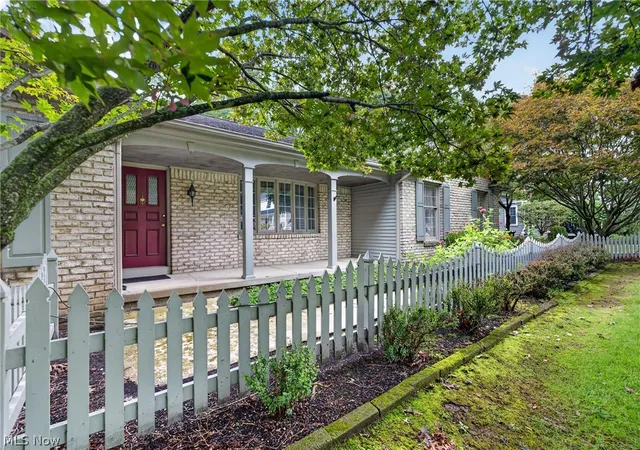 Photo 2 of Single family home for sale at 6986 Youngstown Pittsburgh Rd, Youngstown, OH 44514 | MLS# 5242179 | Listing updated on 2026-09-05