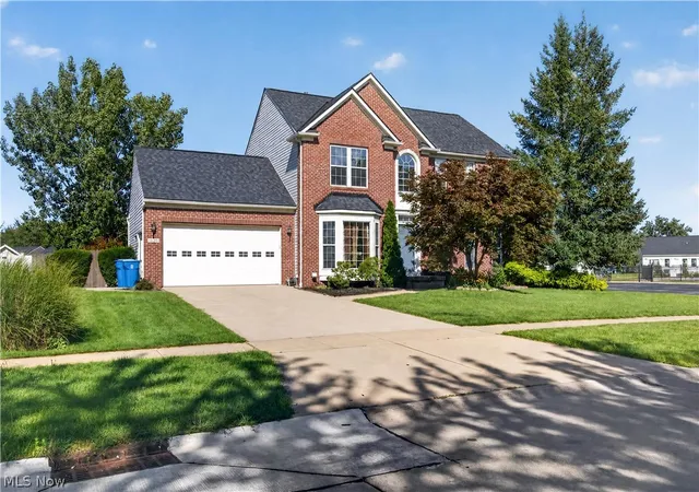 Photo 2 of Single family home for sale at 6520 Buck Horn Blvd, Lorain, OH 44053 | MLS# 5242315 | Listing updated on 2026-09-05