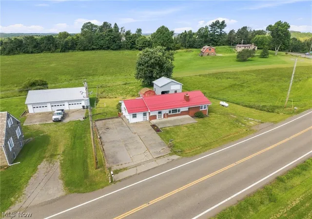 Photo 4 of Single family home for sale at 73797 Freeport Rd, Freeport, OH 43973 | MLS# 5241809 | Listing updated on 2026-09-11