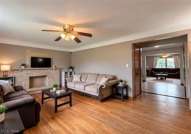 Photo 3 of Single family home for sale at 2064 Innwood Dr, Youngstown, OH 44515 | MLS# 5242674 | Listing updated on 2026-09-12