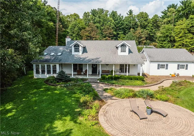 Photo 2 of Single family home for sale at 5556 Blacksnake Hl Rd Ne, Dover, OH 44622 | MLS# 5242491 | Listing updated on 2026-09-05