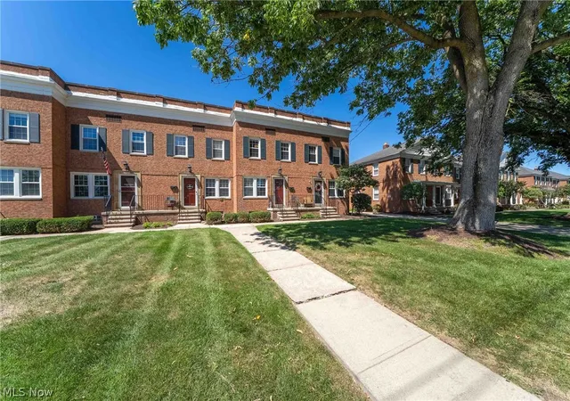 Photo 3 of Condo for sale at 2684 Wooster Rd, Rocky River, OH 44116 | MLS# 5242186 | Listing updated on 2026-09-24