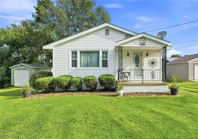 Photo 1 of Single family home for sale at 923 Myler Rd, East Liverpool, OH 43920 | MLS# 5242533 | Listing updated on 2026-09-12