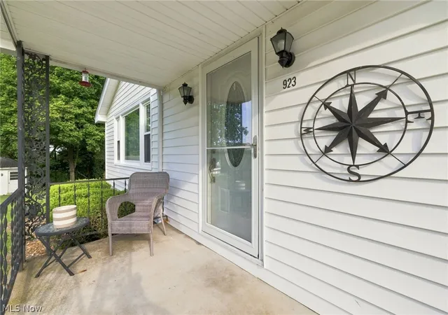 Photo 3 of Single family home for sale at 923 Myler Rd, East Liverpool, OH 43920 | MLS# 5242533 | Listing updated on 2026-09-12