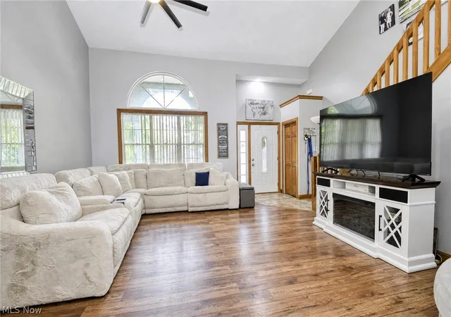 Photo 3 of Single family home for sale at 1355 Lake Vue, Roaming Shores, OH 44085 | MLS# 5238892 | Listing updated on 2026-09-10