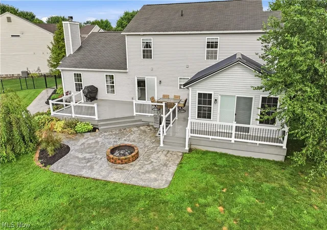 Photo 3 of Single family home for sale at 12530 Lineage Cir NW, Uniontown, OH 44685 | MLS# 5242094 | Listing updated on 2026-09-15