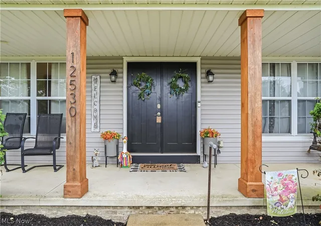 Photo 4 of Single family home for sale at 12530 Lineage Cir NW, Uniontown, OH 44685 | MLS# 5242094 | Listing updated on 2026-09-15