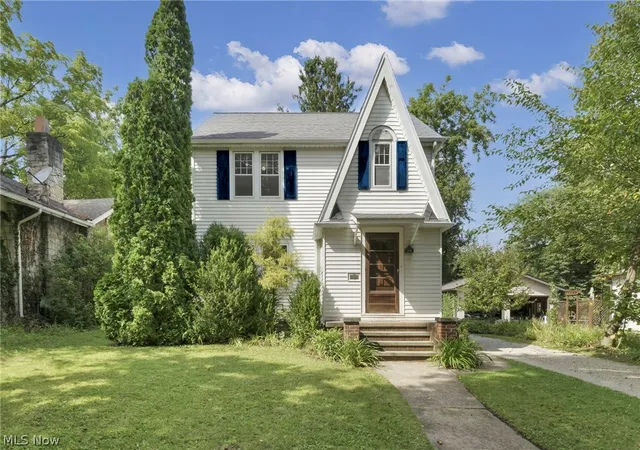 Photo 2 of Sale Pending at 108 Morgan St, Oberlin, OH 44074 | MLS# 5242357 | Listing updated on 2026-09-10