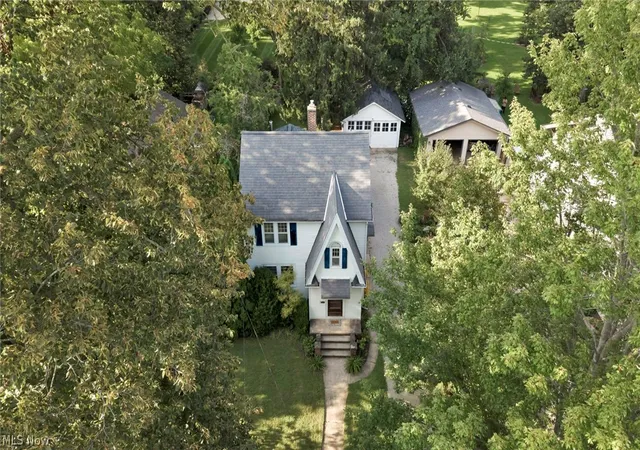 Photo 4 of Sale Pending at 108 Morgan St, Oberlin, OH 44074 | MLS# 5242357 | Listing updated on 2026-09-10