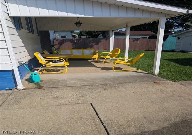 Photo 4 of Single family home for sale at 313 E Line St, Minerva, OH 44657 | MLS# 5242700 | Listing updated on 2026-09-25