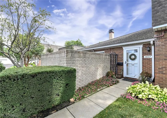 Photo 1 of Sale Pending at 3807 Circlewood Ct #C-109, Cleveland, OH 44126 | MLS# 5241913 | Listing updated on 2026-09-09