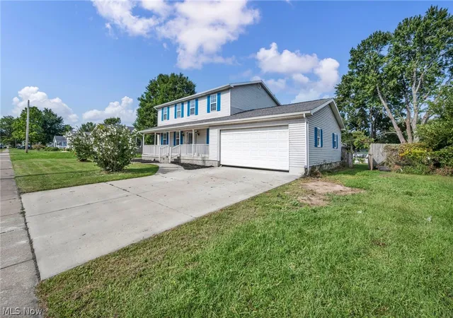 Photo 3 of Single family home for sale at 1125 E Farwell St, Sandusky, OH 44870 | MLS# 5242663 | Listing updated on 2026-09-05