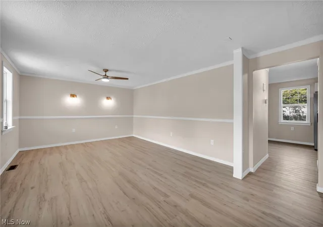 Photo 3 of Single family home for sale at 1125 E Farwell St, Sandusky, OH 44870 | MLS# 5242663 | Listing updated on 2026-09-05