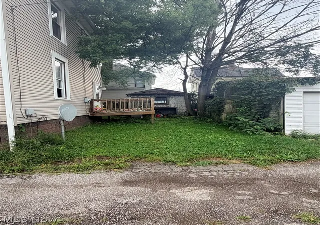Photo 3 of Single family home for sale at 607 Adams St, Martins Ferry, OH 43935 | MLS# 5242735 | Listing updated on 2026-09-06