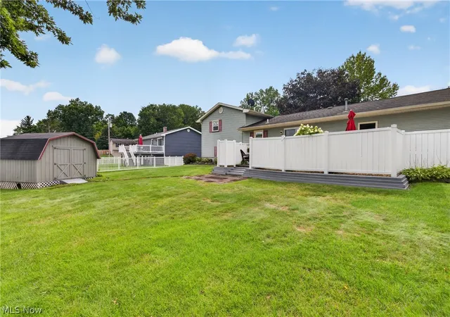 Photo 3 of Single family home for sale at 2379 Oak Tr St, Youngstown, OH 44515 | MLS# 5242720 | Listing updated on 2026-09-14
